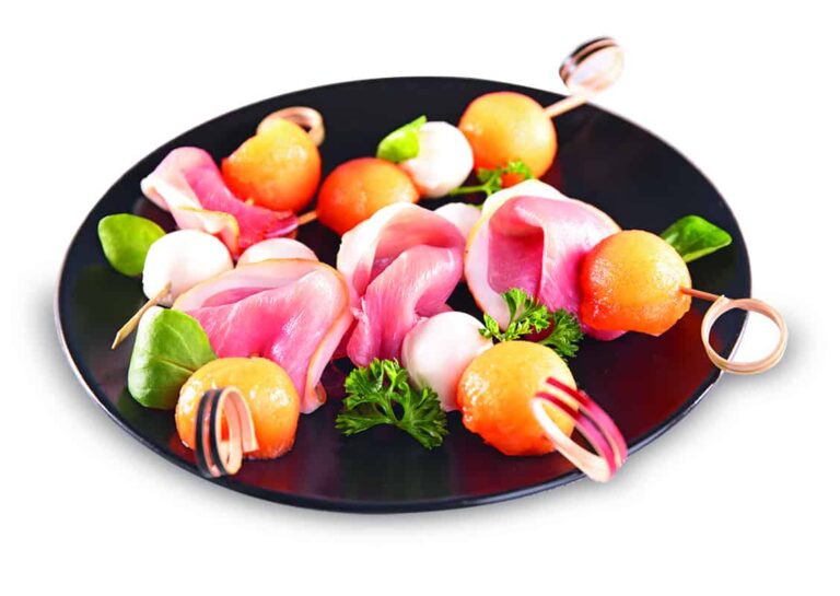 come realizzare gli spiedini di melone