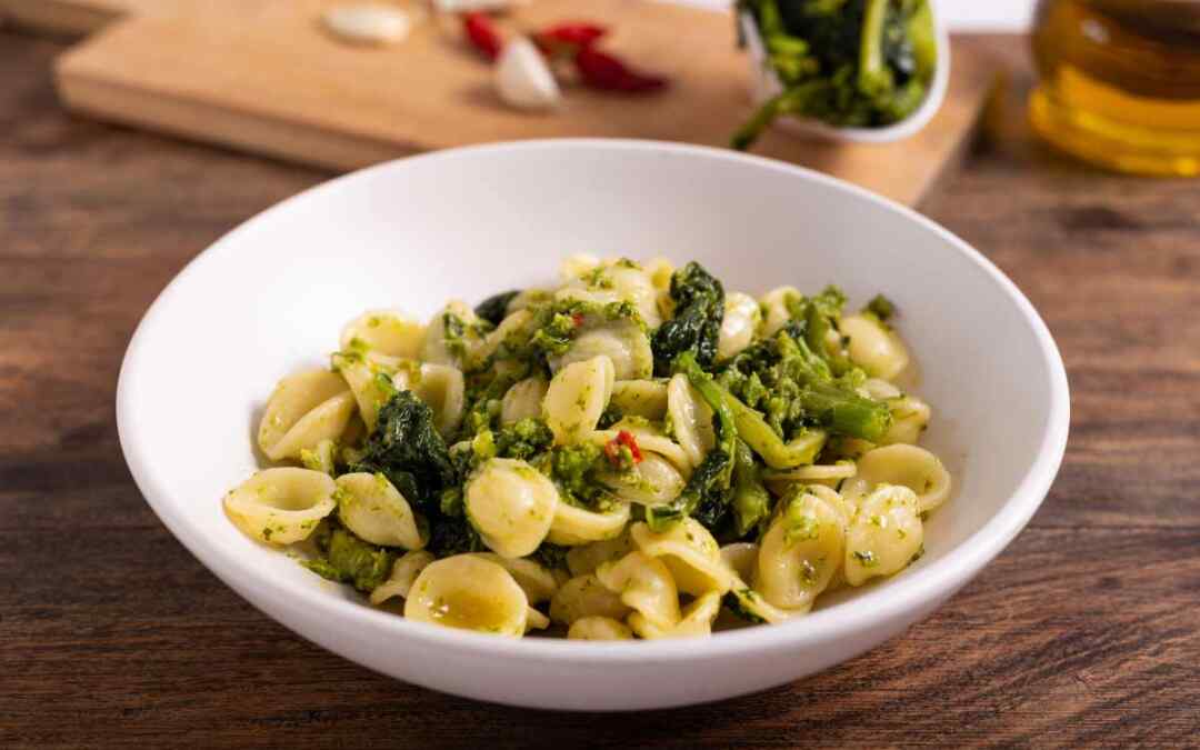 8 Ricette con le orecchiette, il piatto tipico della Puglia