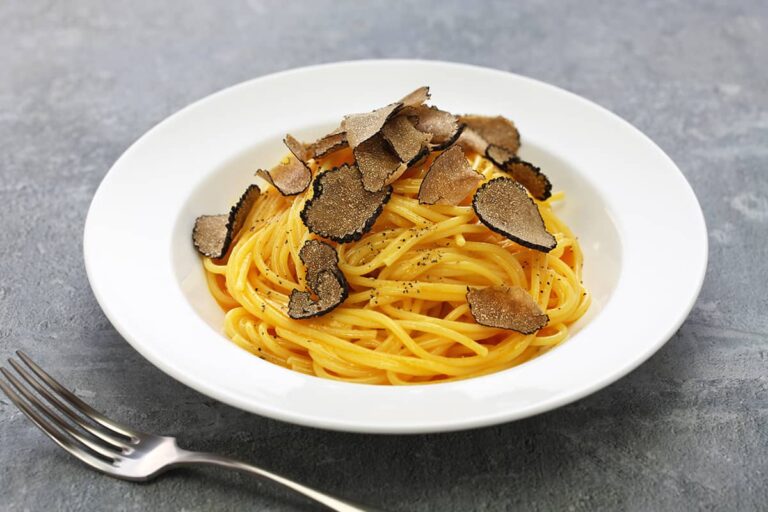 carbonara vegetariana al tartufo