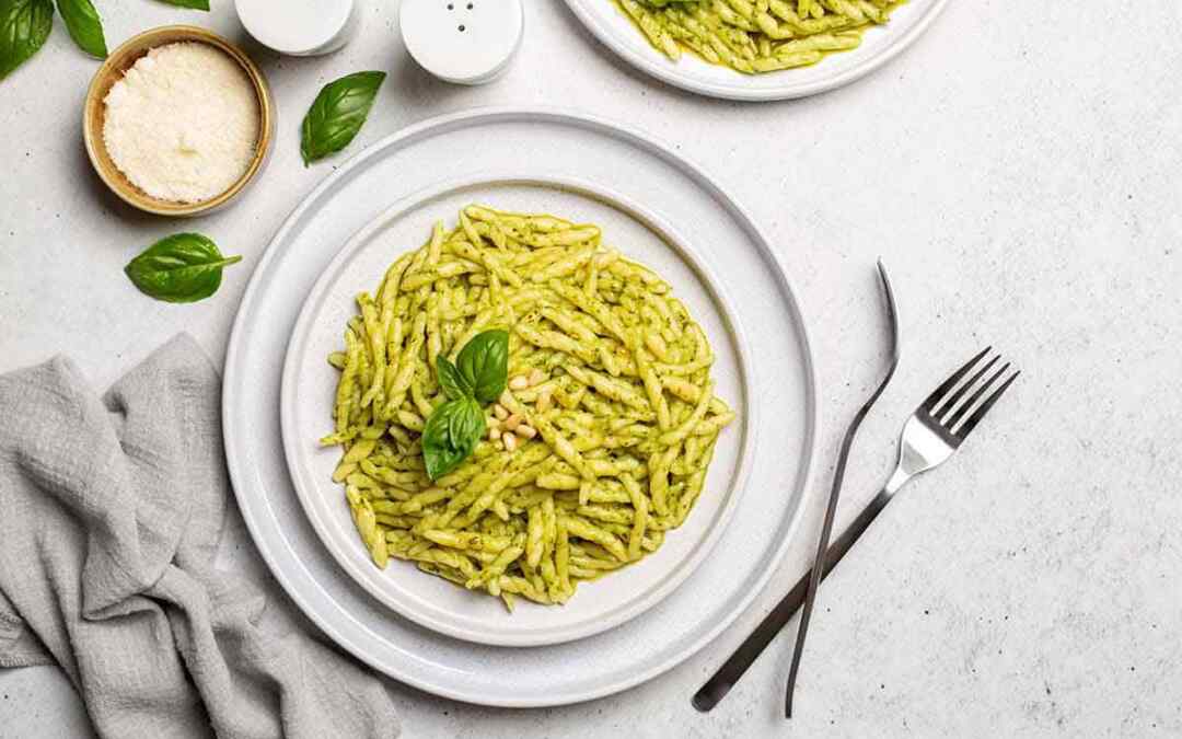 Ricette alternative per preparare la pasta al pesto