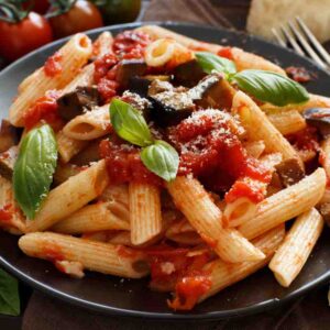 pasta pomodoro e melanzane