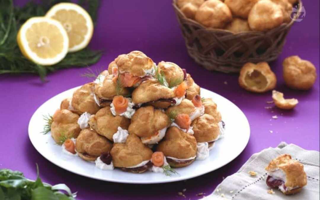 Profiteroles salati, un’antipasto veloce e originale per Natale