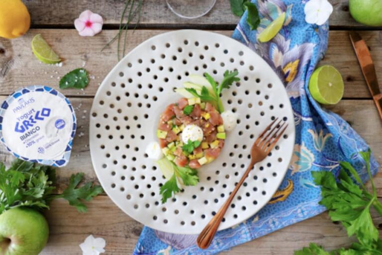 Tartare di tonno con mela verde e yogurt greco