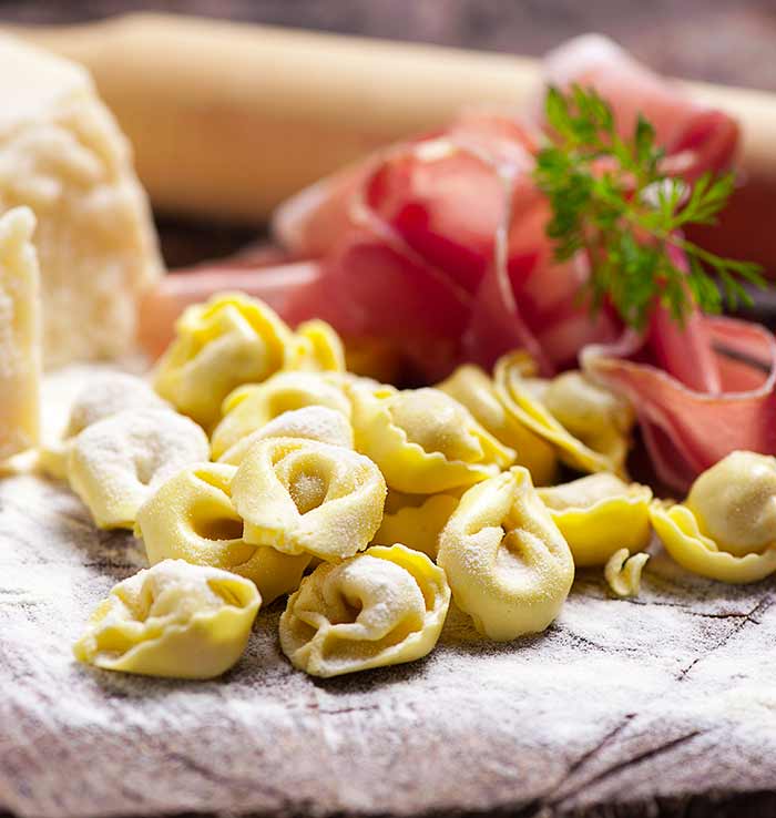 Tortellini al prosciutto Tortellini al prosciutto