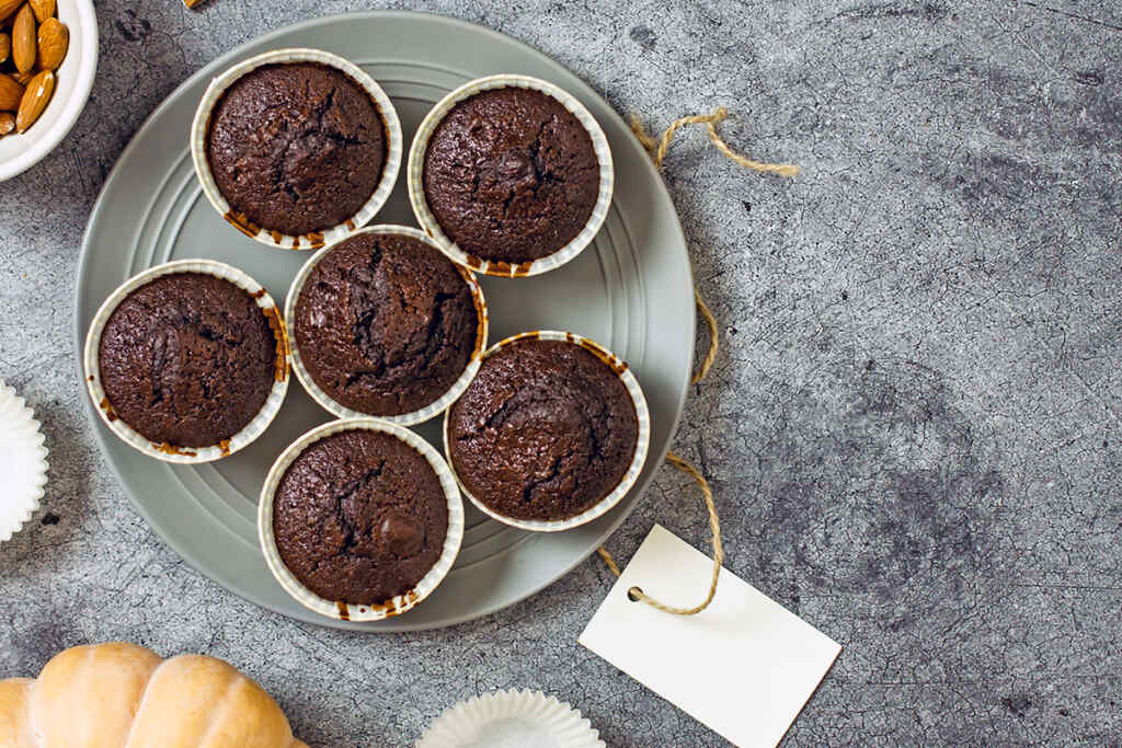 riciclo uova di pasqua: muffin al cioccolato