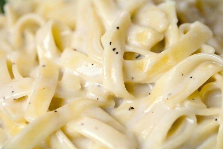 ricetta fettuccine alfredo