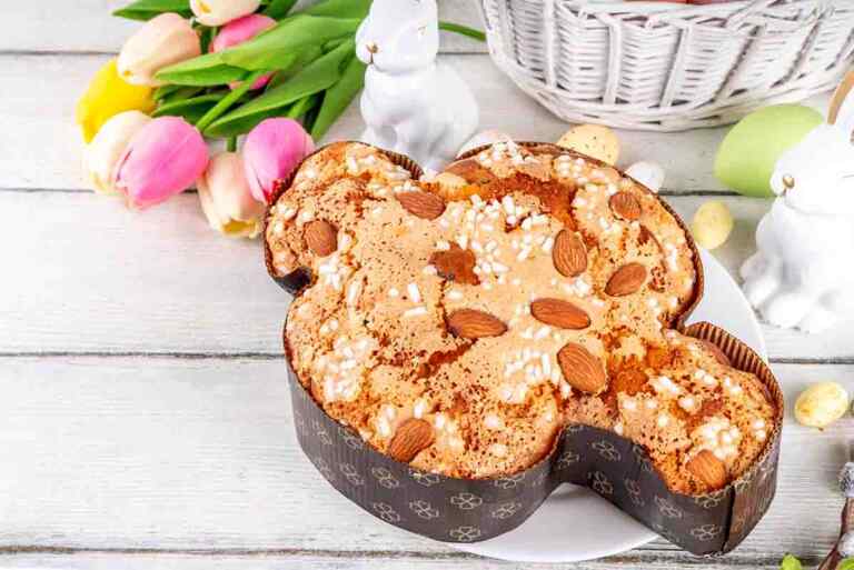 Colomba di Pasqua: la storia del dolce simbolo della primavera