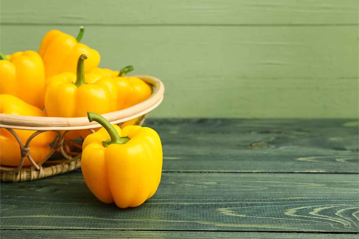 Peperoni gialli in cucina